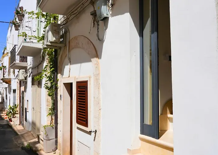 Dimora Giule - Sentirsi A Casa Nel Cuore Di 奥斯图尼